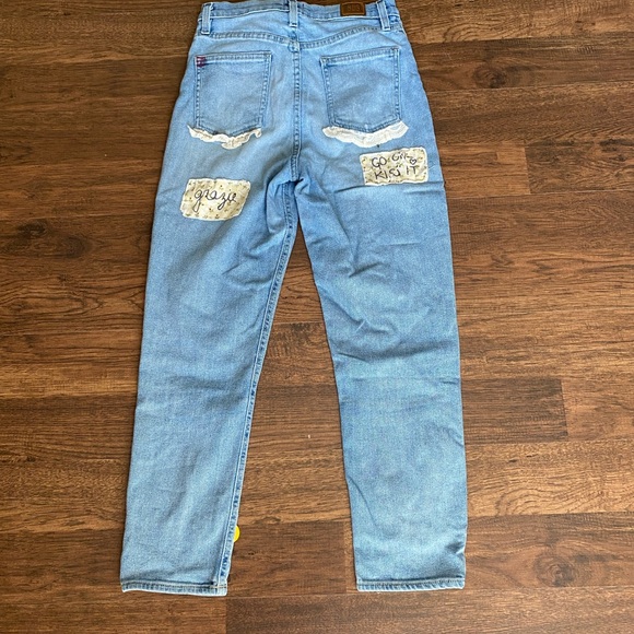 BDG Girlfriend High Rise Cropped Jeans - Picture 4 of 7